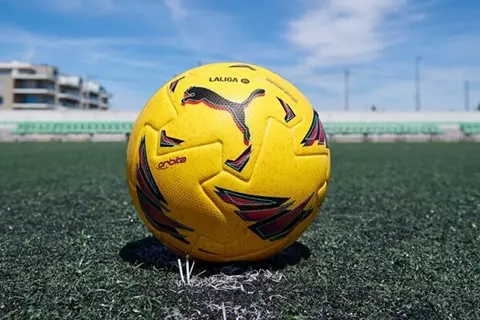 لجعل التحكيم أكثر إنسانية.. تحديثات جديدة قبل انطلاق الدوري الإسباني